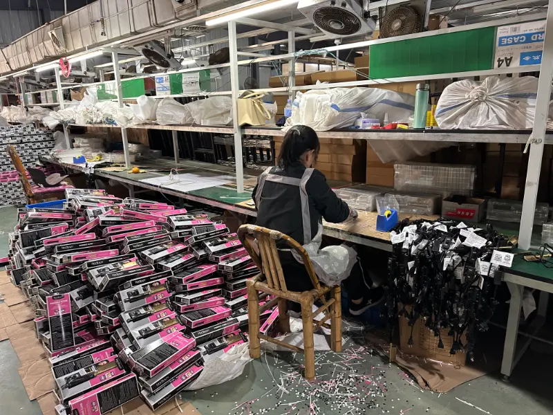 A Ningbo Ruishi Technology Co., Ltd. hivatalosan is piacra dobja a nagy szilárdságú rézfésűket. A Ningbo Ruishi Technology Co., Ltd. hivatalosan is piacra dobja a nagy szilárdságú rézfésűket.
